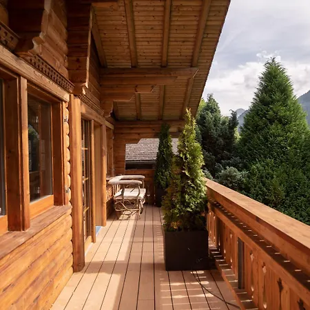 Modernes Mit Sauna, Whirlpool Und Bergblick Chalet