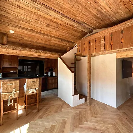 Traditionelles Familienchalet Mit Sauna, Whirlpool Und Bergblick Chalet *