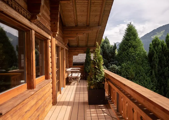 Modernes Mit Sauna, Whirlpool Und Bergblick בקתה